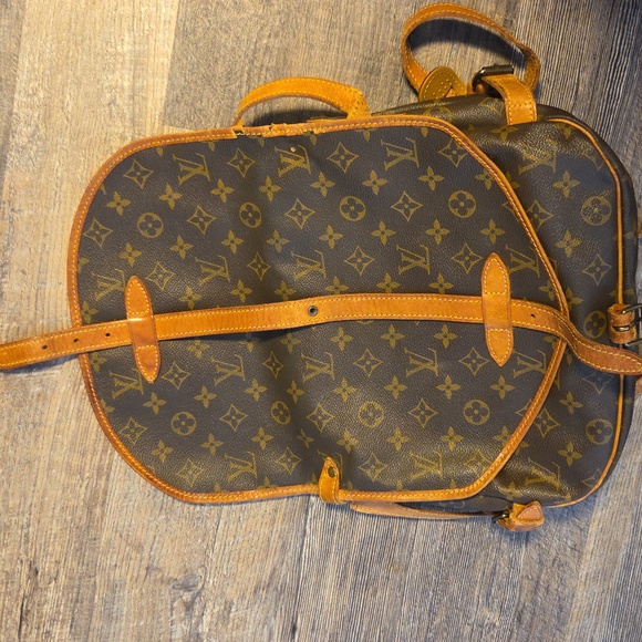 Louis Vuitton Saumur Brown Monogram Crossbody Shoulder Bag Double - Picture 8 of 17